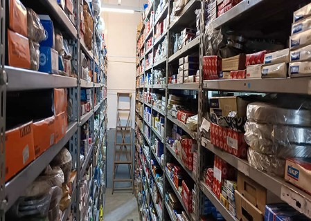 Sua produção não pode parar? Compre na Sinal Rolamentos Estoque com mais de 20.000 itens originais